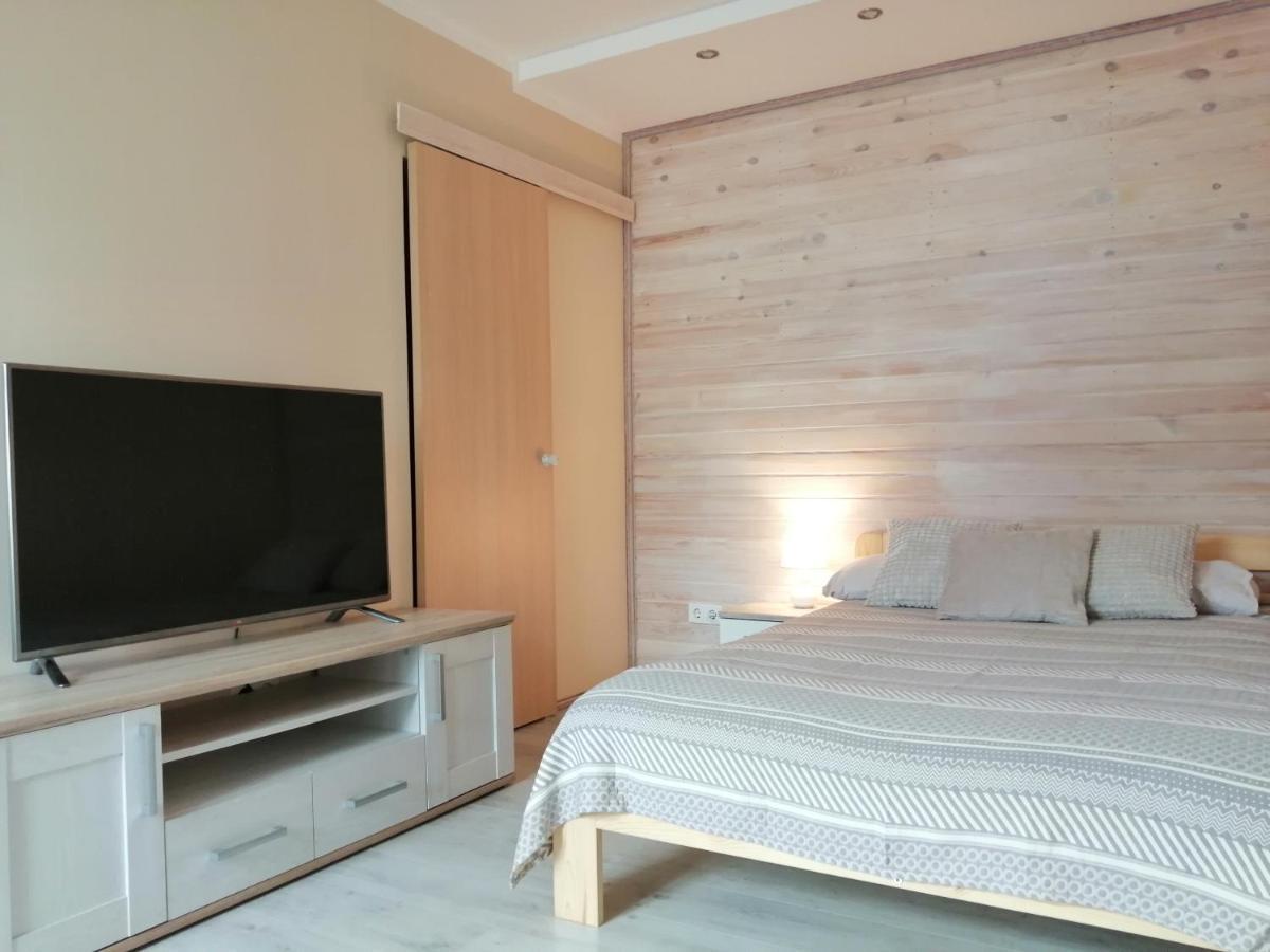 Apartamenti Miera Osta Liepāja Esterno foto