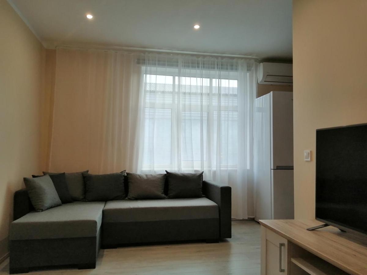 Apartamenti Miera Osta Liepāja Esterno foto